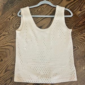 EUC St. John creme sleeveless top size 4